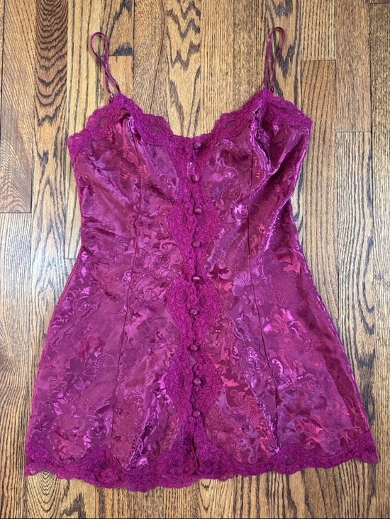 Victoria's Secret Other - GOLD LABEL VINTAGE Victorias Secret Berry Lace Trim Slip Dress SZ S
